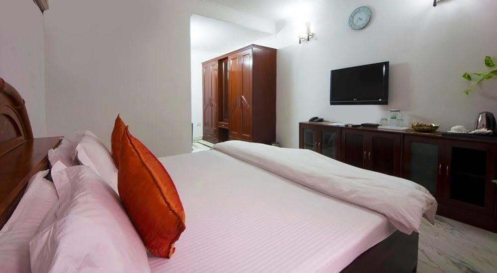 Jmd Residency Hotel New Delhi Exterior photo